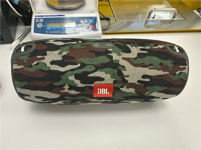 Портативная колонка JBL Xtreme 890000696606