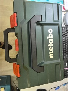 Перфоратор Metabo UHEV 2860-2 Quick 890000730253
