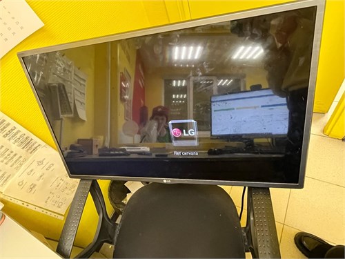 32" Телевизор LG 32LF562U 890000595115