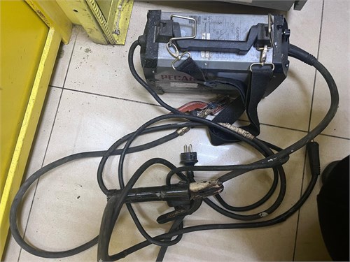 Сварочник Ресанта САИ-190ПН 890000670928