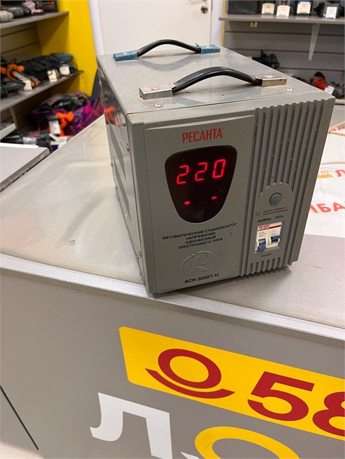 Cтабилизатор напряжения Ресанта ACH-3000/1-Ц 890000672946