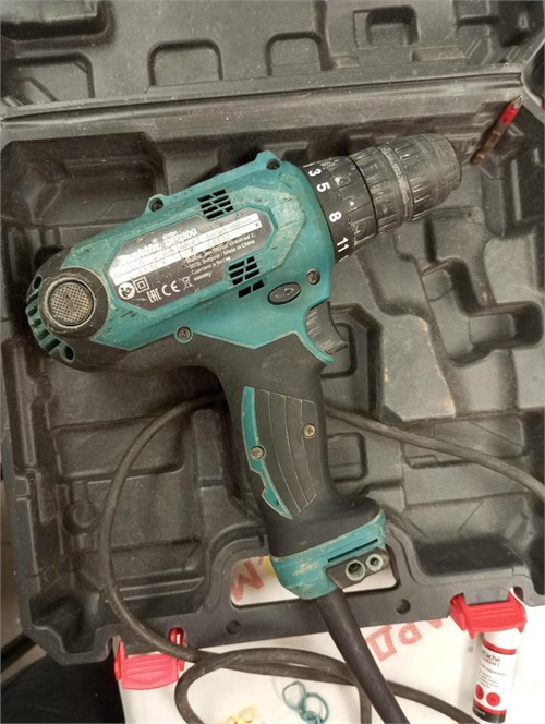 СЕТЕВАЯ ДРЕЛЬ-ШУРУПОВЕРТ MAKITA DF0300 890000675759