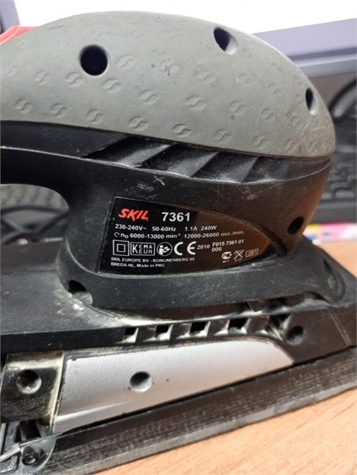 Вибрационная шлифмашина Skil 7361 890000676747