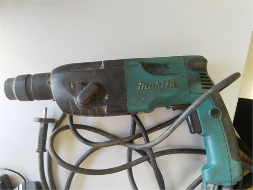 Перфоратор MAKITA HR2470 890000681167