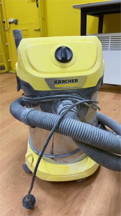 Пылесос Karcher WD 3 S 890000601407