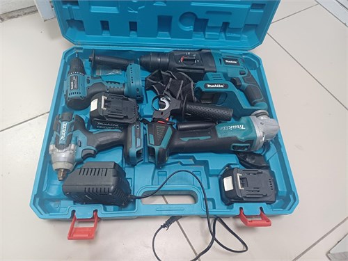 MAKITA НАБОР ИНСТРУМЕНТОВ 18V 890000689173