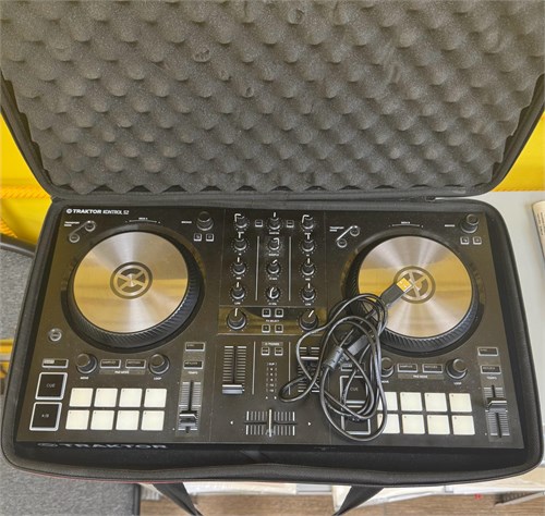 Traktor Kontrol S2 MK3 890000687974