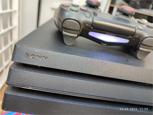 ИГРОВАЯ ПРИСТАВКА SONY PIAYSTATION 4 PRO CUH-7208B 890000652911