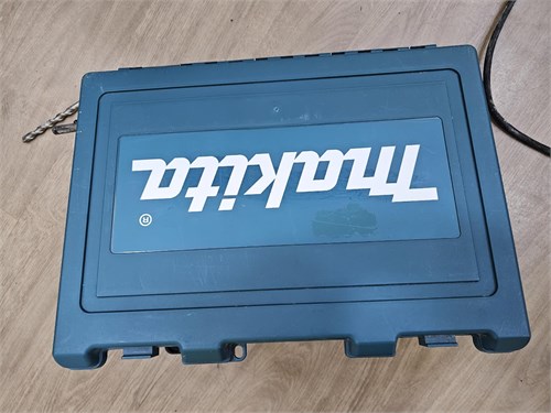 ПЕРФОРАТОР MAKITA HR2470 890000680301