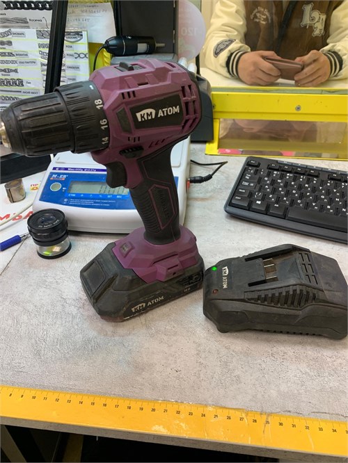 Шуруповерт КМ АТОМ CD-185BL 890000695592