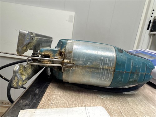 ЭЛЕКТРОЛОБЗИК MAKITA 4329 890000691035