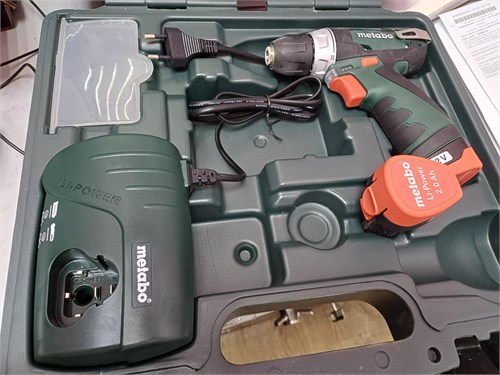 Дрель-шуруповерт аккумуляторная Metabo PowerMaxx BS 890000694193