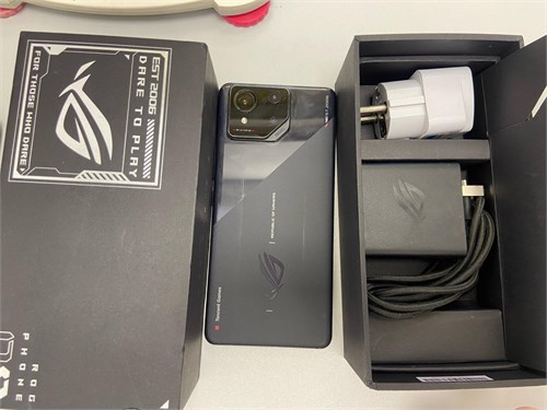 ASUS ROG Phone 8 12/256 890000735261