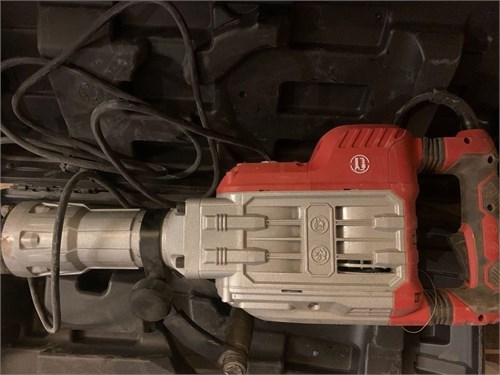 Отбойный молоток Ресанта ОМ-1800Э 890000737363