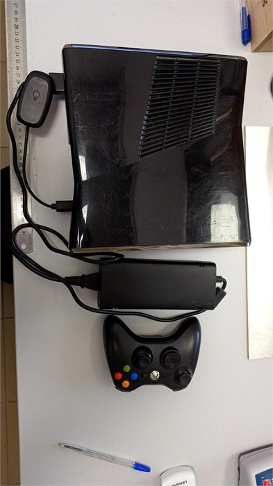 XBOX 360 S CONSOLE 890000741351