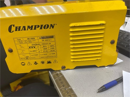 Сварочный инвертор CHAMPION IW-180N 890000742587