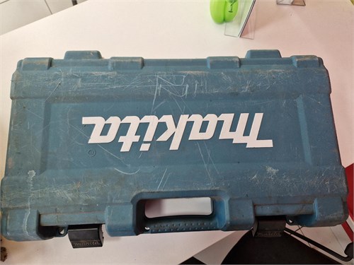 Сабельная пила Makita JR3050T 890000743407