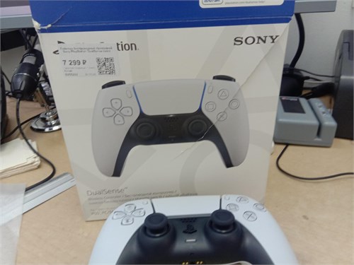 Геймпад беспроводной Sony PlayStation DualSense (CFI-ZCT1W) 890000728093