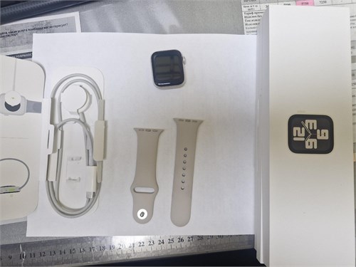 Apple Watch SE (2nd gen, GPS) Alum 40MM 890000761945