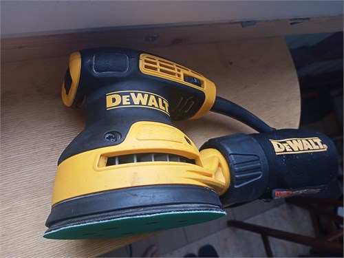 Эксцентриковая шлифмашина DeWalt DWE6423-QS 890000764257