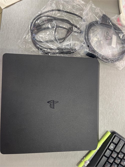PlayStation 4 Slim 512 890000762555
