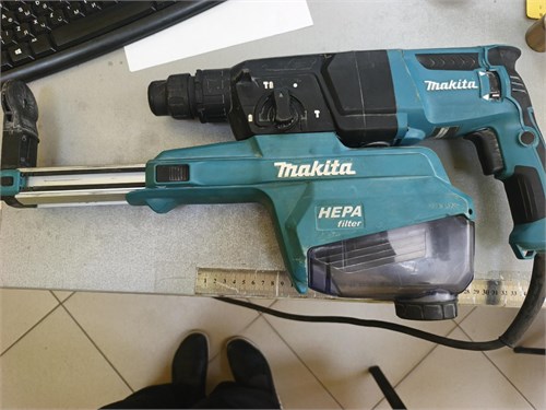 Перфоратор с пылесборником Makita HR2652 890000763319