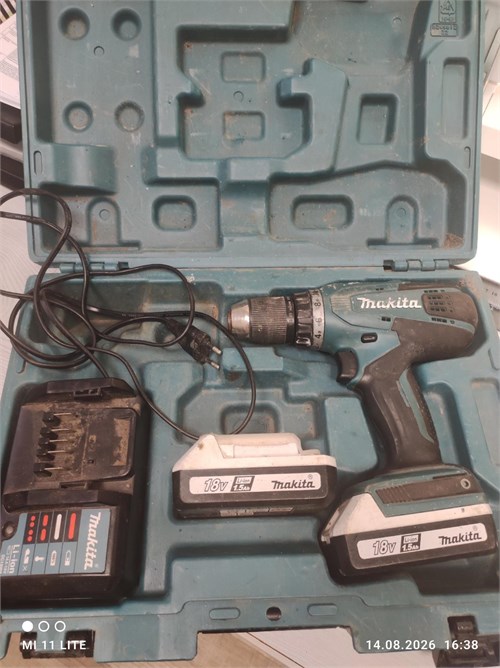 Аккумуляторная дрель-шуруповерт Makita DF457D 890000767519
