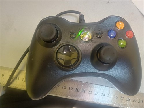 Xbox 360 CONTROLLER 890000768332