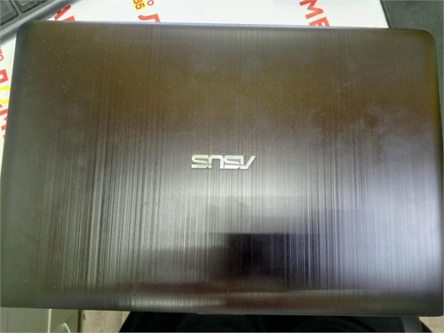 Asus VivoBook 15 x540ubr Pentium Cpu 4417u 890000773354