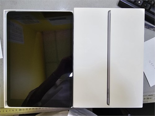 Apple ipad 9 поколения 64 890000768937