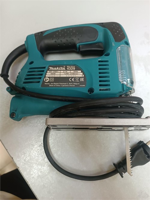 Электролобзик Makita 4329 890000777070