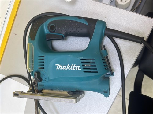 Электрический лобзик Makita 4329 890000778478