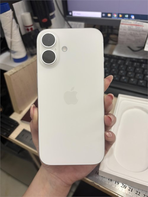 APPLE IPHONE 16 128 ГБ 890000777572