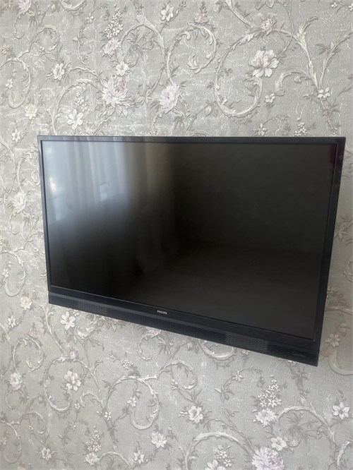 Телевизор LED 32" (80 см) Philips 32PHS5583/60 890000761752
