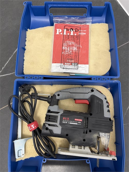 Лобзик строительный PIT PST90-C 890000780835
