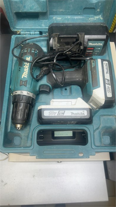 Дрель-шуруповёрт Makita DF488D 890000779702