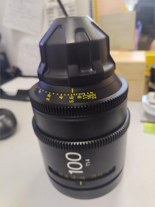 Объектив DZO film Arles 100mm T1.4 890000781646
