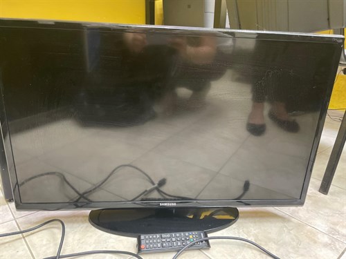 32" Телевизор Samsung UE32FH4003W 890000508645 - фото 743009