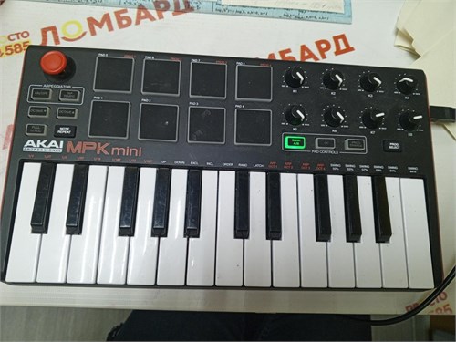 миди-клавиатура AKAI PRO MPK MINI MK3 890000499515 - фото 764968