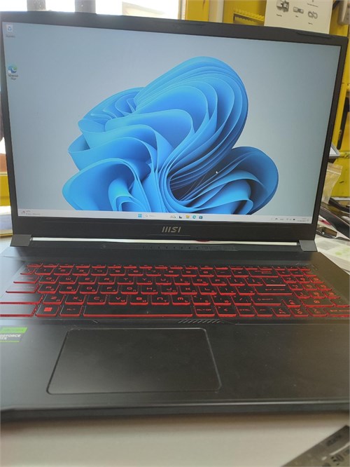 Игровой ноутбук MSI Katana 17 B11UCX-897XRU (i5 11260H , RTX 2050) 890000509919 - фото 767945