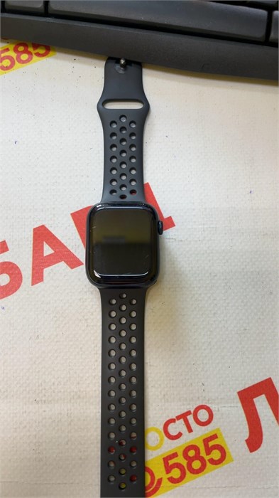 Часы Apple Watch Nike Series 7 GPS 45 мм 890000521680 - фото 774304