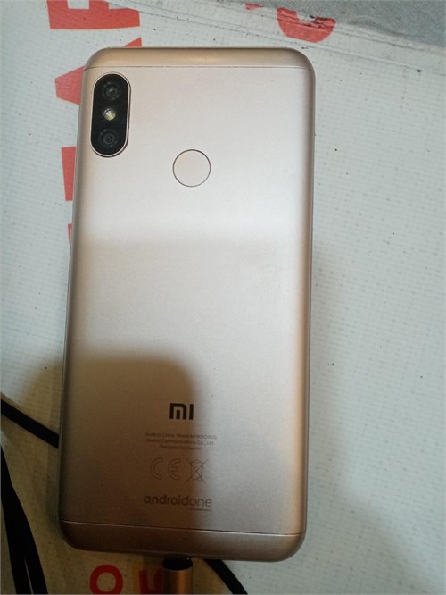 Xiaomi Mi A2 Lite 3/32 890000528586 - фото 780616