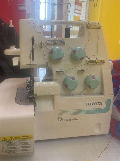 ОВЕРЛОК TOYOTA SL354 890000565253