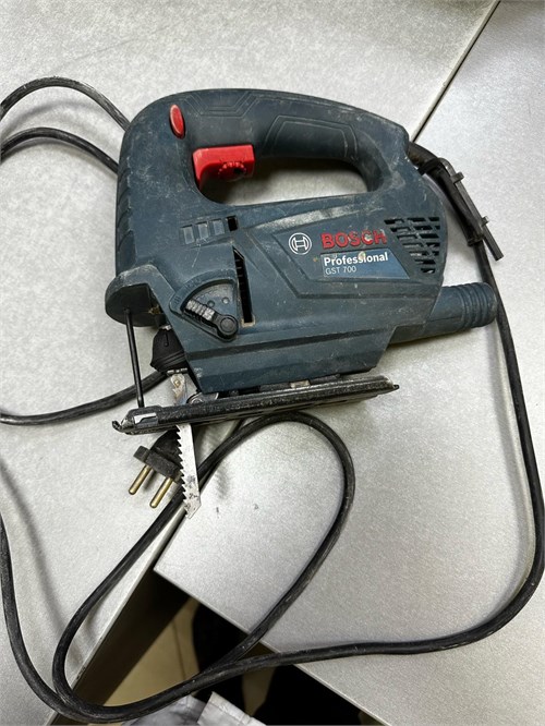 ЭЛЕКТРОЛОБЗИК BOSCH GST 700 890000572053 - фото 876308