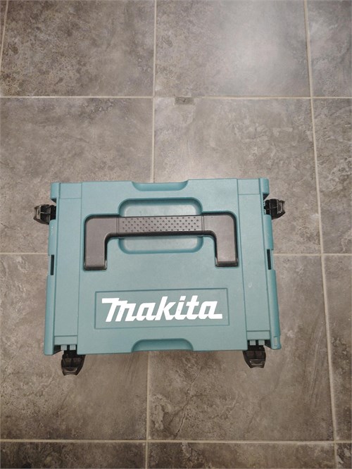 Аккумуляторная дрель-шуруповерт Makita XGT BL DF001G 40В 890000595684 - фото 884150