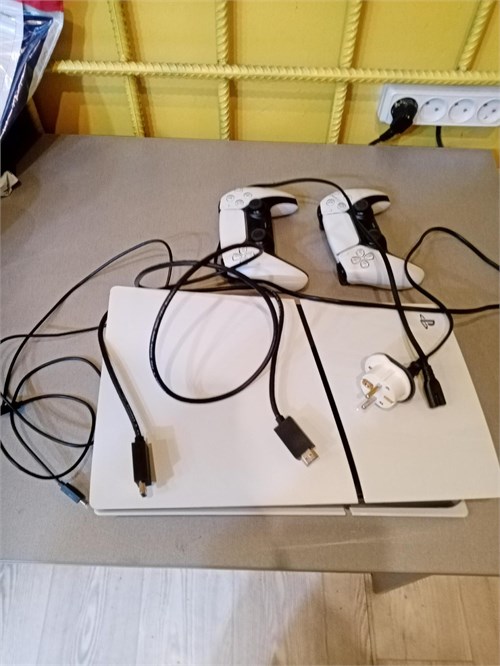 Приставка Sony PlayStation 5 Slim с дисководом CFI-2000 890000593000 - фото 887142