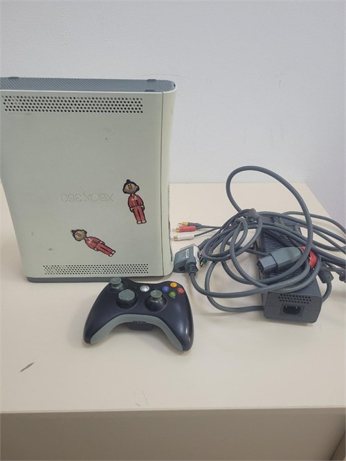 Игровая приставка Microsoft Xbox 360 890000590653 - фото 889748