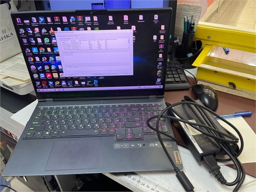 Игровой ноутбук Lenovo Legion 7 15IMH05 (i7 10750H , RTX 2070) 890000563537 - фото 910465