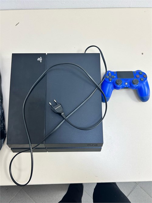 Игровая приставка Sony Playstation 4 FAT (CUH-1008A) 890000612791 - фото 915585