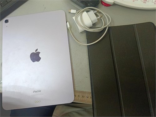 Планшет Apple iPad Air 11 (6-го поколения) (2024) 128 ГБ 890000613634 - фото 924023